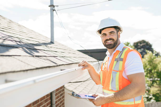 Best Roof Gutter Cleaning  in Cave Junction, OR